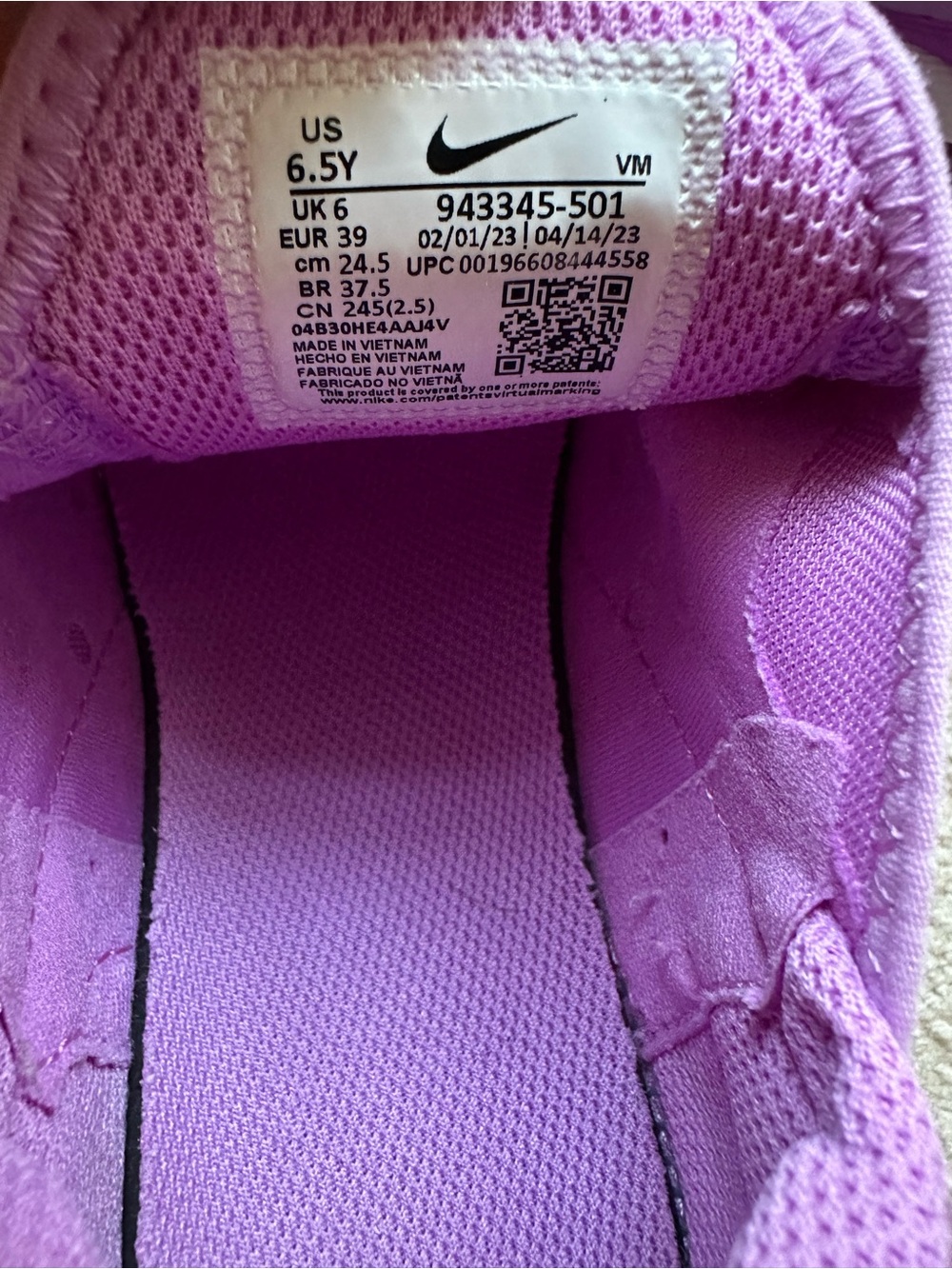 Nike Women's Air Max 270 — Lavender/Purple with White Swoosh - Picture 6 of 10